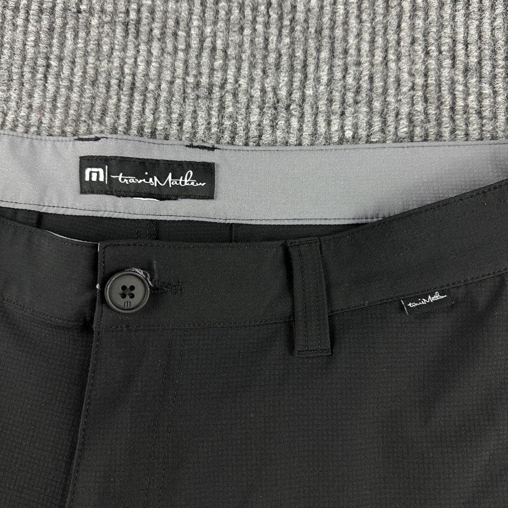 TravisMathew Mens Black Golf Shorts Micro Check Performance Textured 34 - Picture 2 of 9